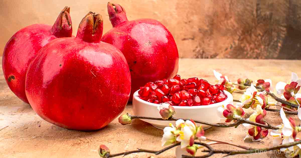 7 Amazing Health Benefits of Pomegranate